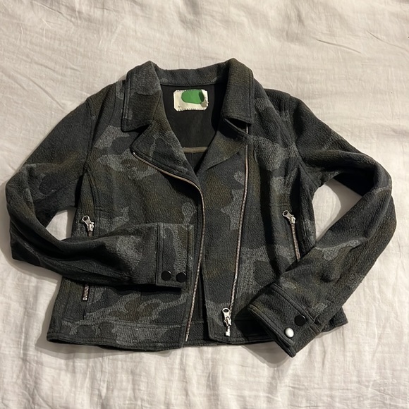 Anthropologie Camo Moto Jacket size small - Picture 3 of 7